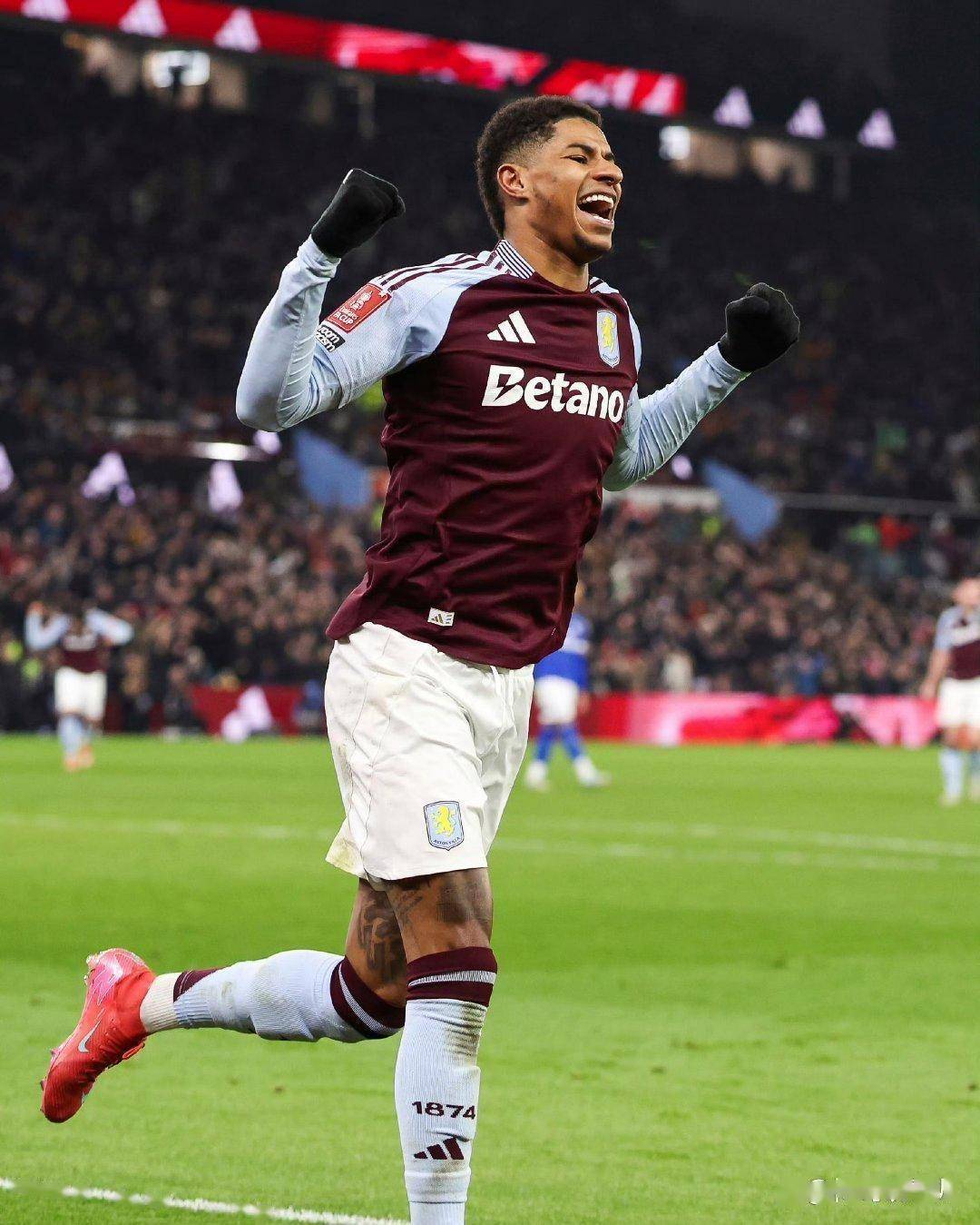 开云官方网站- 太狠了！斯图加特绝杀压哨备战欧冠布鲁克林篮网清晨豪取连胜，Doinb连续十场比赛得分超过战术调整